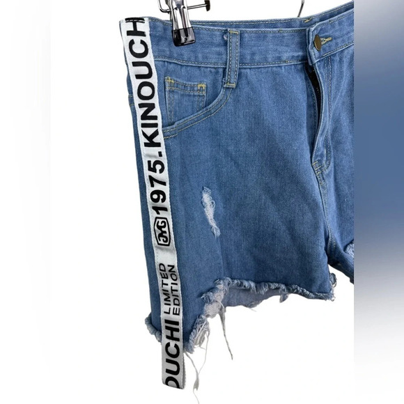 SHEIN • Contrast Letter Ribbon Raw Hem Denim Shorts - Picture 7 of 7